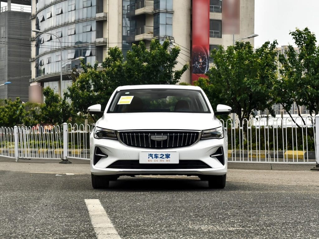 1400x1050_autohomecar__Chtk2WZy11KAVxfYACHlVUF5eX8432