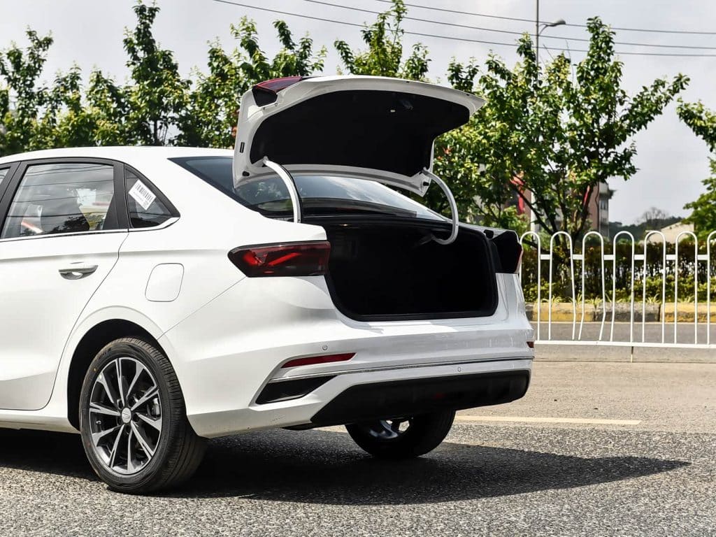 1400x1050_autohomecar__Chtk2WZy17KAM959AB-HX3vrgKc039