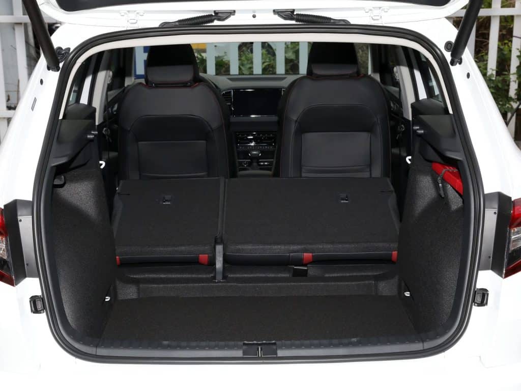 1400x1050_autohomecar__Chtk2WcP83aAKvf2AB4JkebwkNI126