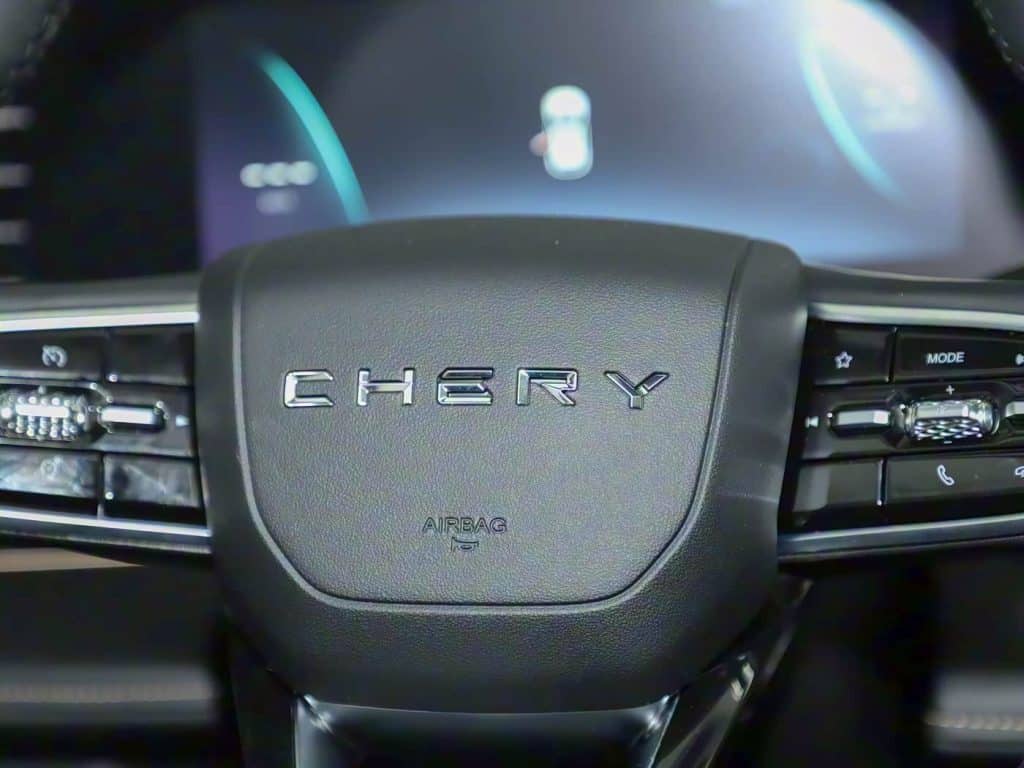 1400x1050_autohomecar__Chtk2WdWjgiAVWkfAEwXrYG7Vsw079