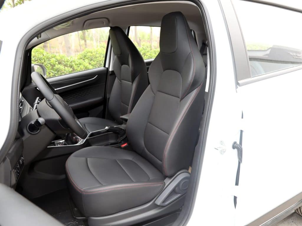 1400x1050_autohomecar__ChtlyGYxjdWAeRejABlJTJpY3Uo376