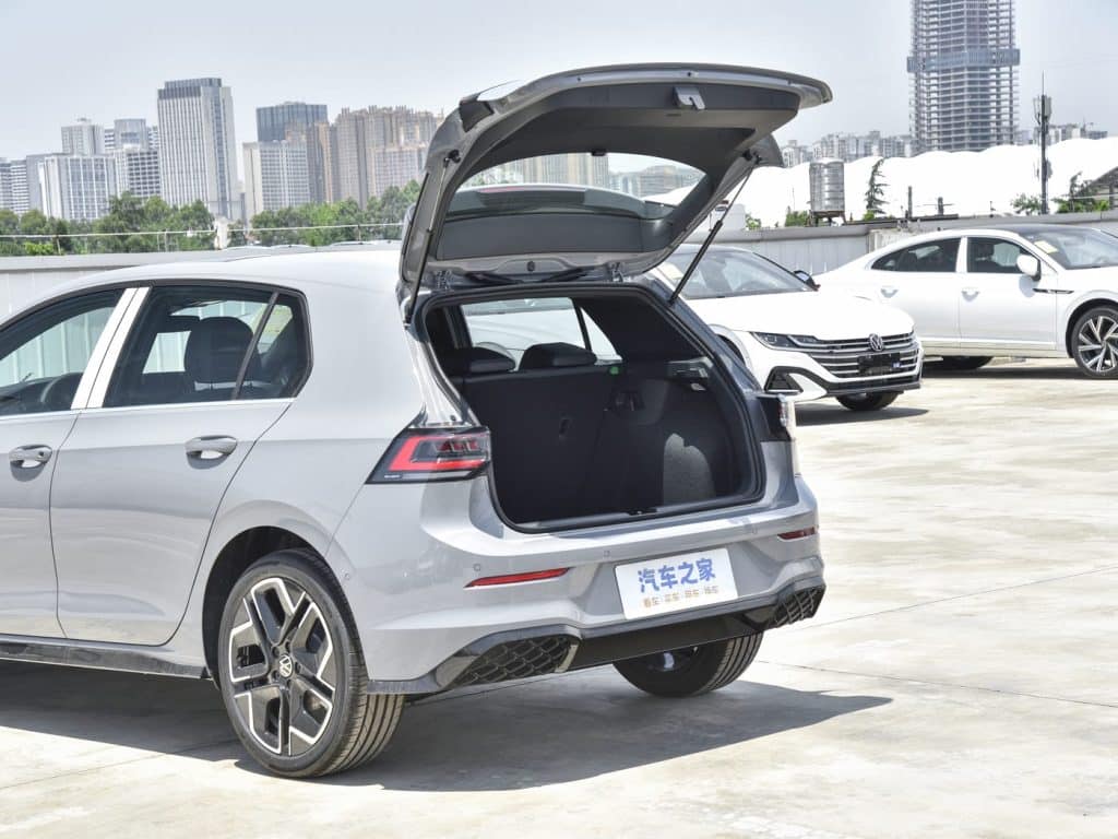 1400x1050_autohomecar__ChtlyGgjNKSAQJ71AD3LUU7F7MM252