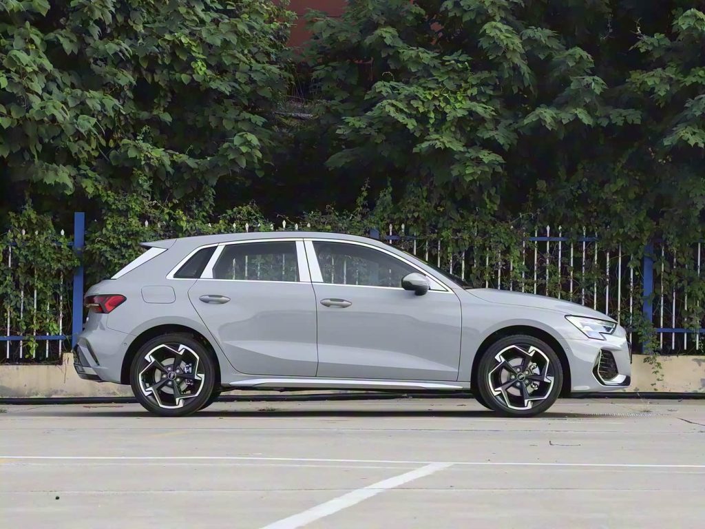 1400x1050_autohomecar__ChtpWGjAWk6AZN2NADTTPvQwvMk165