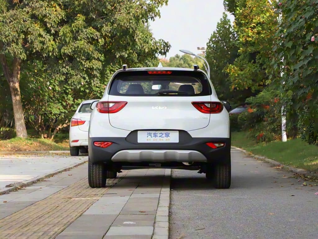 1400x1050_autohomecar__ChtpWGkIjEKANTluAFoxZqbnvH0800