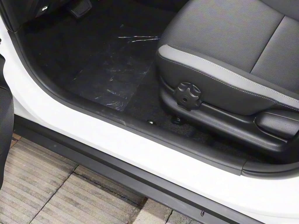 1400x1050_autohomecar__ChtpWGkIjJSAc3CzADJjgwnPmj0963