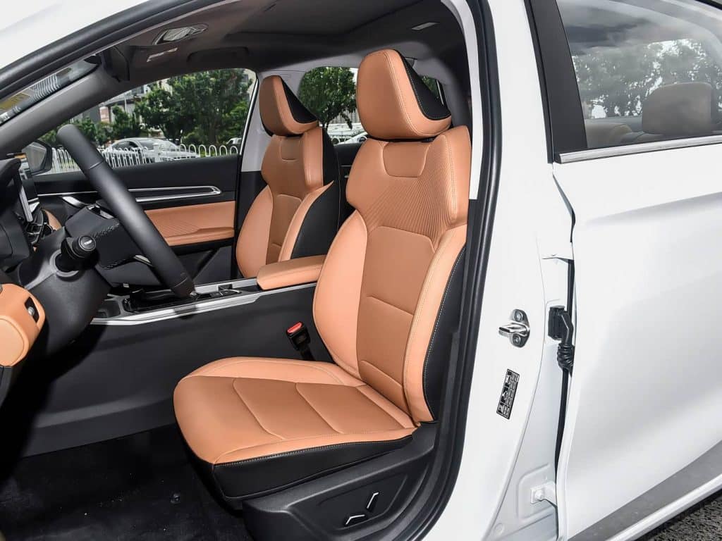 1400x1050_autohomecar__ChxkPWZy2ByAJ37rABQ1WAKafr0946