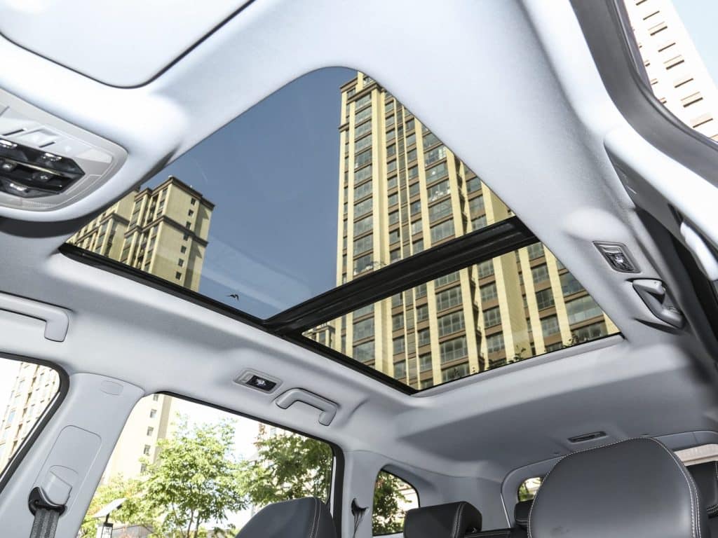 1400x1050_autohomecar__ChxkPWb8GuOABiO8ADEnYMsZLNA895