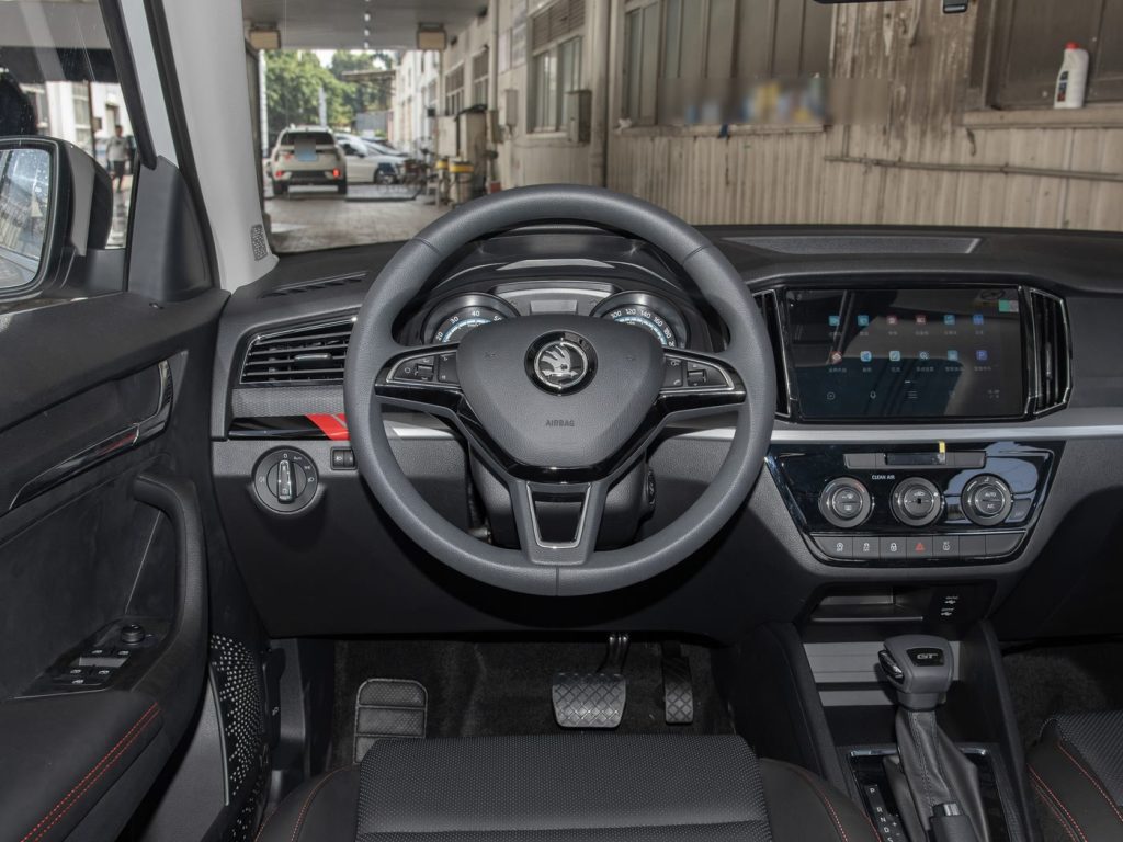 1400x1050_autohomecar__ChxkPWcEociAa-m0AFQ1tMMQIzg661