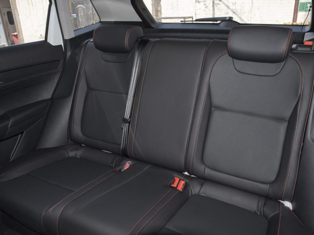 1400x1050_autohomecar__ChxkPWcEoeaAUcTXADr_UnTUI5o576