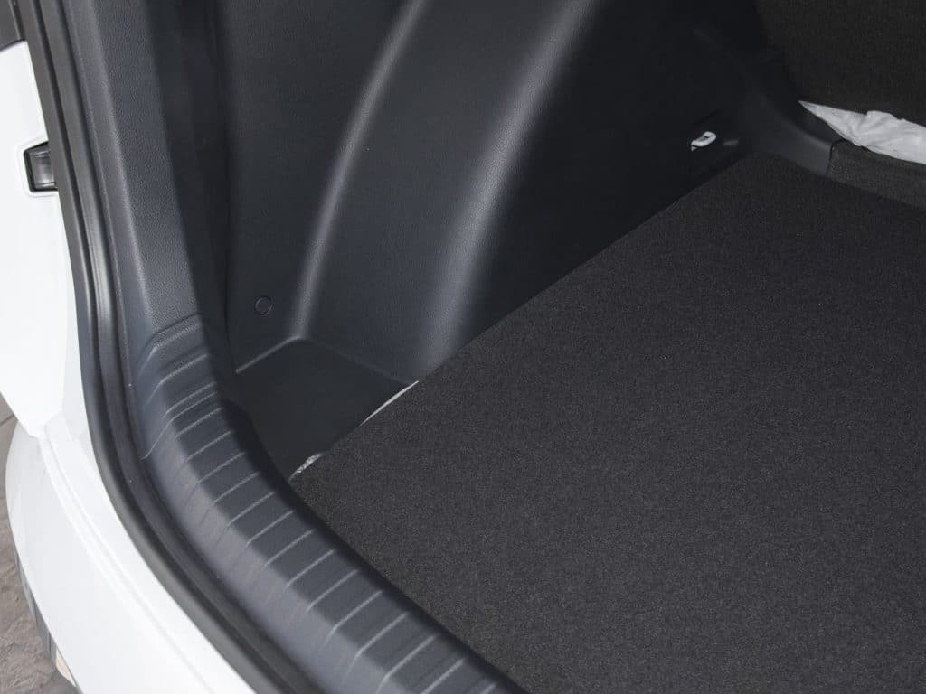 1400x1050_autohomecar__ChxkPWcEoeuAQOw0ADiKMaUtvtQ402