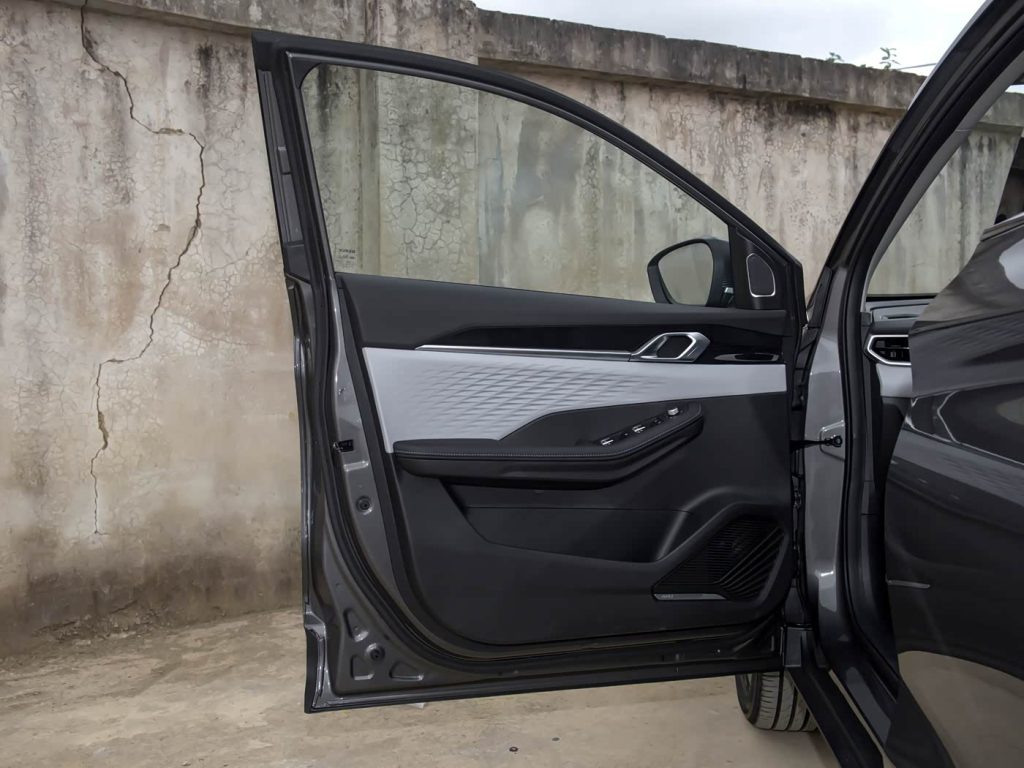 1400x1050_autohomecar__ChxkPWcIl-mAP8DBABLBjzKfsc4351