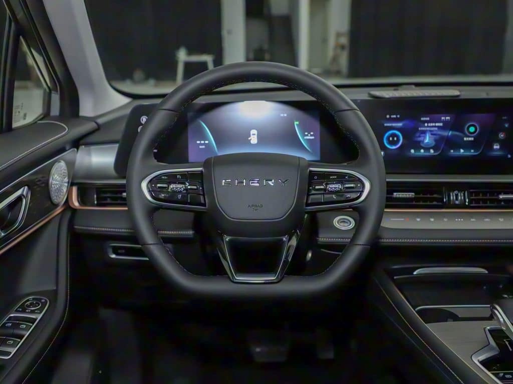 1400x1050_autohomecar__ChxkPWdWjhWAb6R0AEOzwpWEw0U227