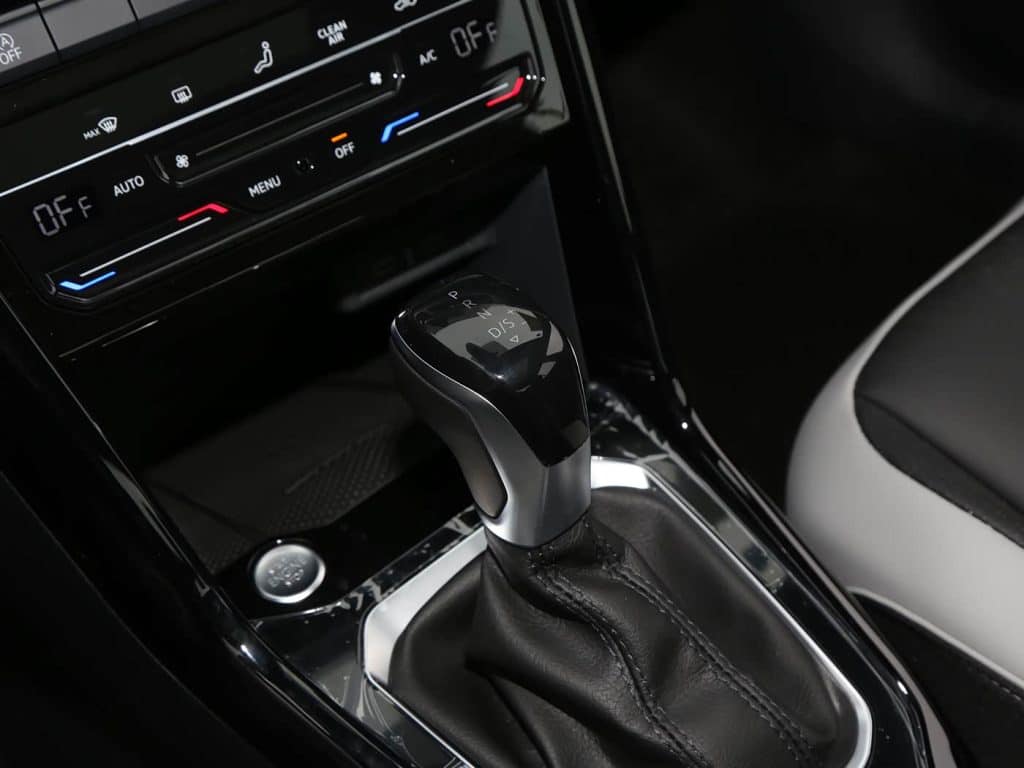 1400x1050_autohomecar__ChxkPWf54HKABXTUADTygJbGfjU443