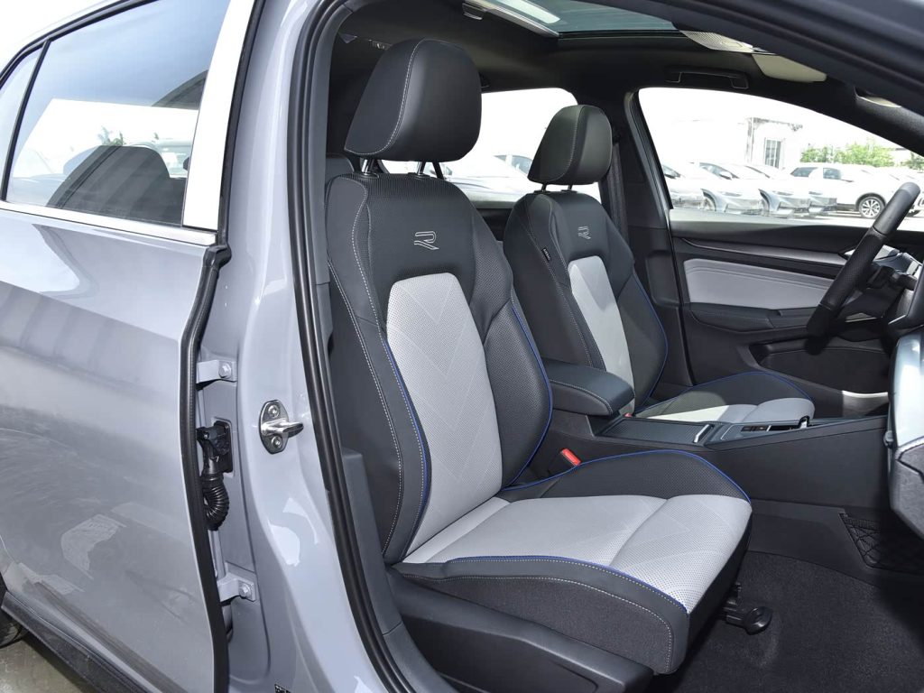 1400x1050_autohomecar__ChxkPWgjNMCADDOUAEVfaLrV_v8182