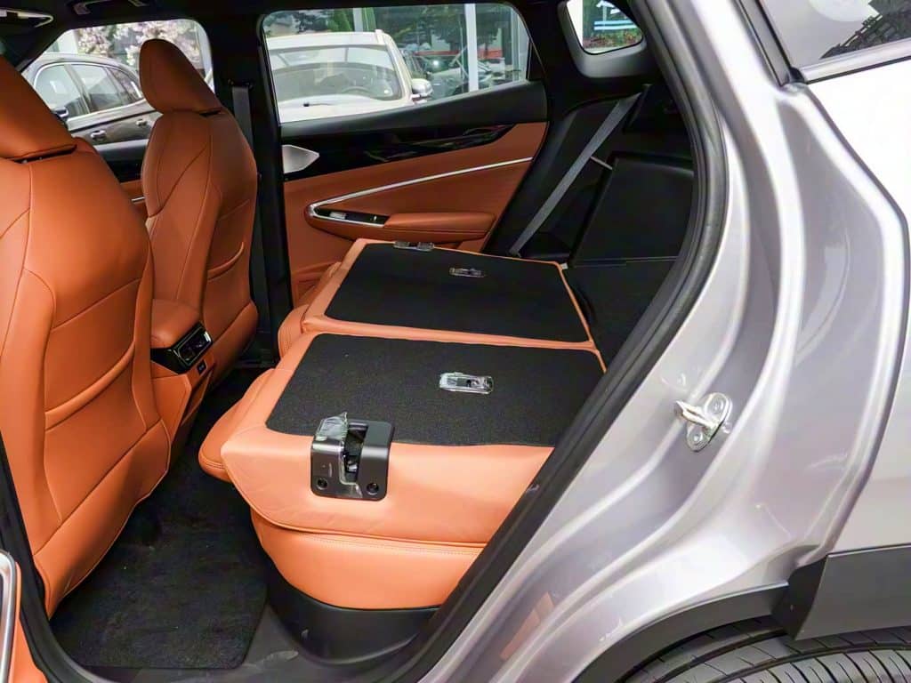 1400x1050_autohomecar__ChxkPWh-CsyAcgjlACBK-fKG6Vw059