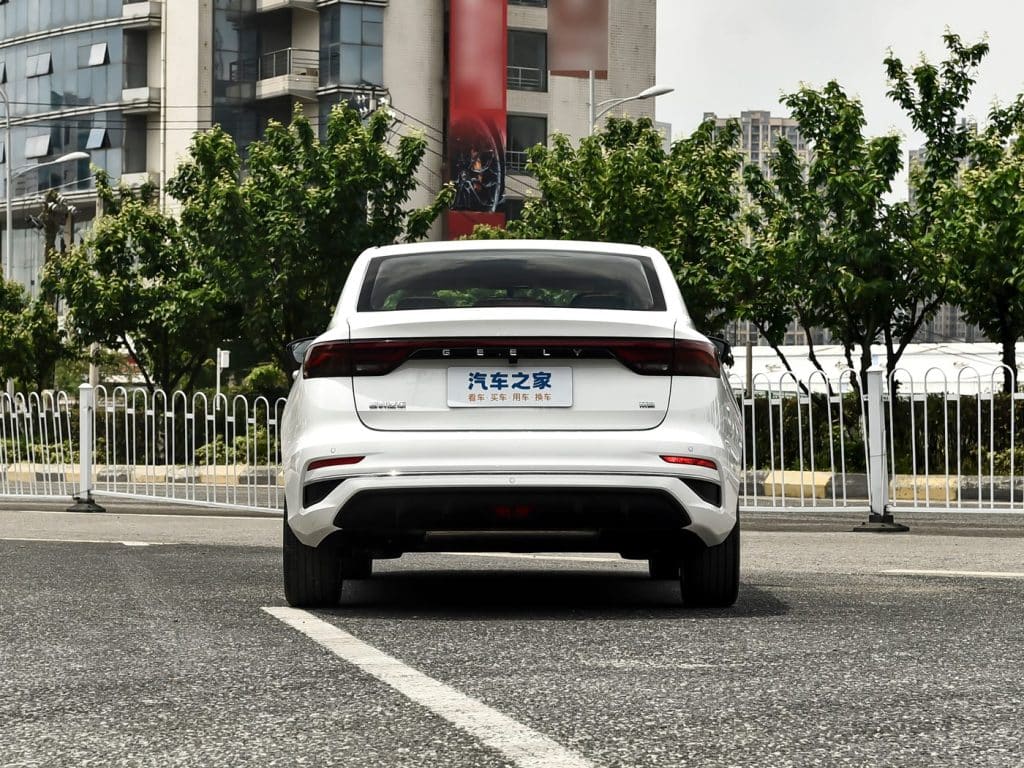 1400x1050_autohomecar__ChxkPmZy10SAHb9-ACL-zzKd76o158