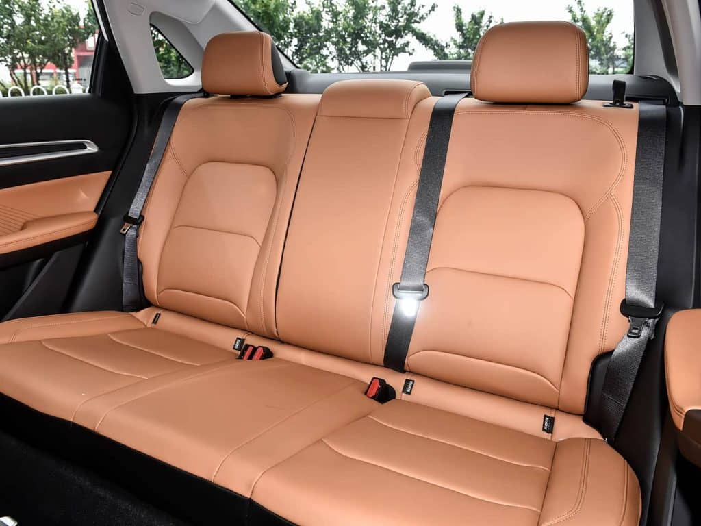 1400x1050_autohomecar__ChxkPmZy1_aAHi9NABR5MoU-G8E279