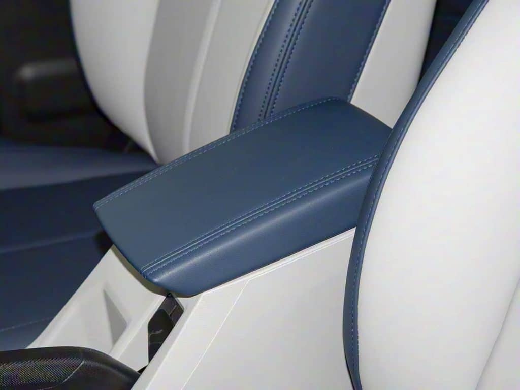 1400x1050_autohomecar__ChxkPma9qfyAR5odACLT7_9ivsI175