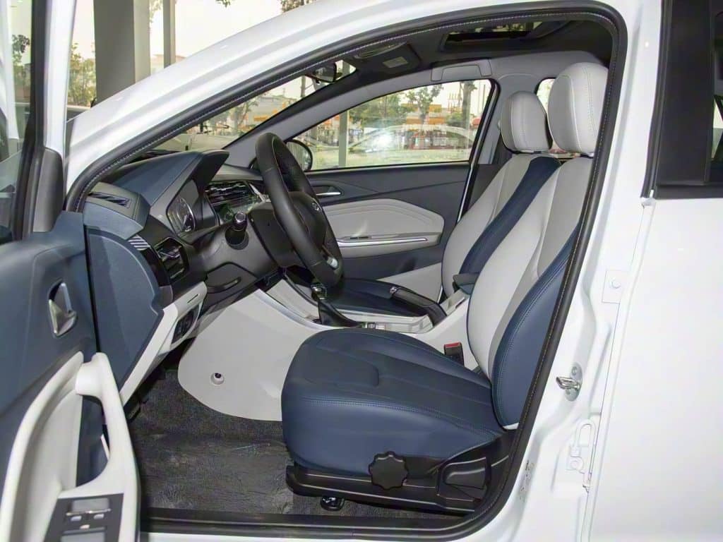 1400x1050_autohomecar__ChxkPma9qiWAXCQXACRPpQ4TRCo021