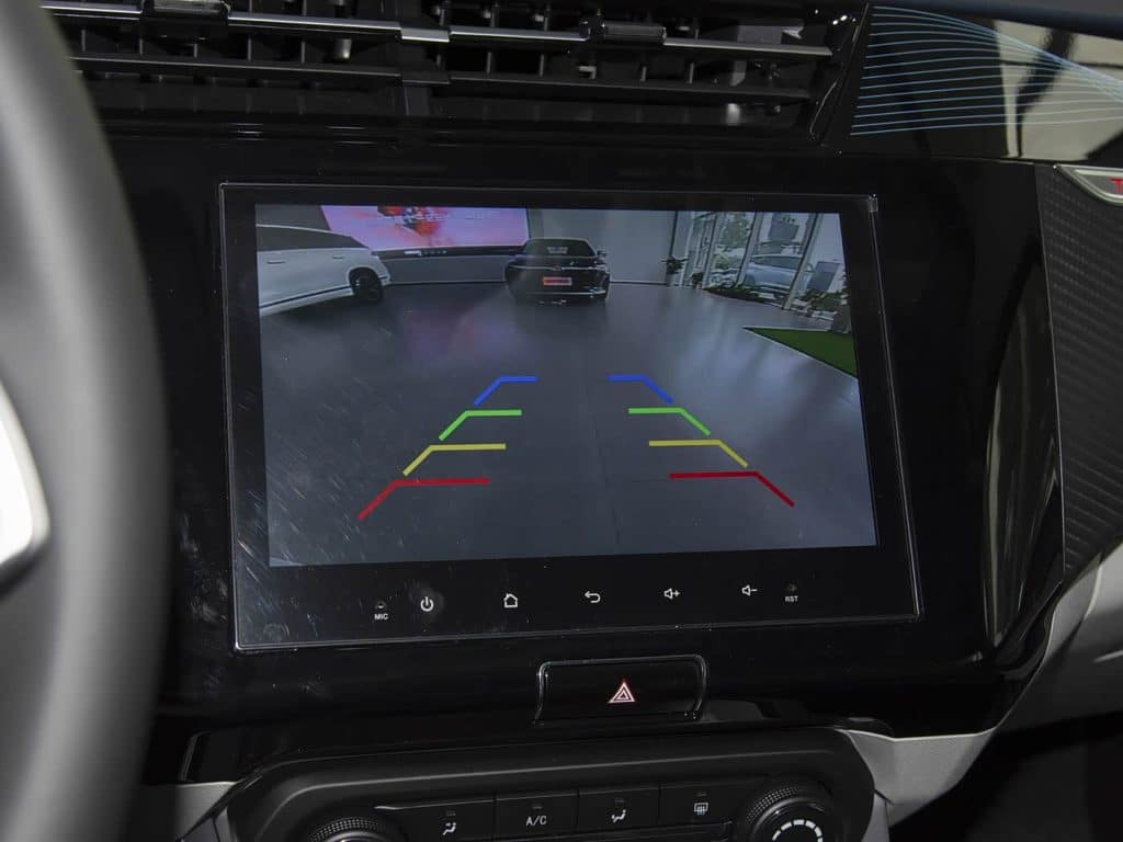 1400x1050_autohomecar__ChxkPma9qlCAFc72ACzJrmZ5PgQ370