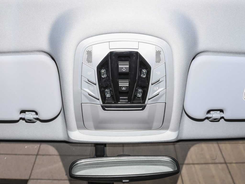 1400x1050_autohomecar__ChxkPmb8GyqAQc4nADWgxZ_9vT8690