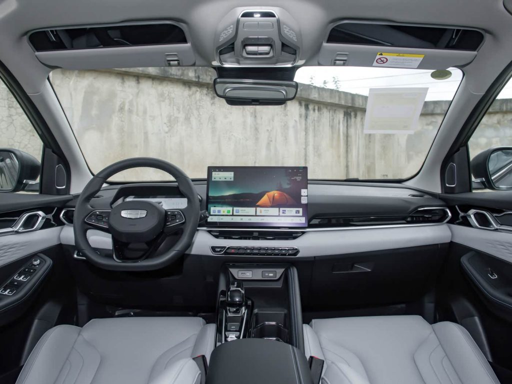 1400x1050_autohomecar__ChxkPmcIl7OAVB_eABMOMuJ4-4c955