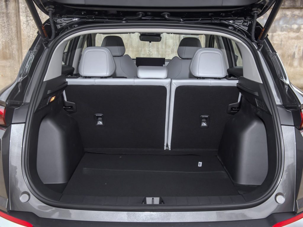 1400x1050_autohomecar__ChxkPmcIl_eAQWy7ABTWqgli_T0495