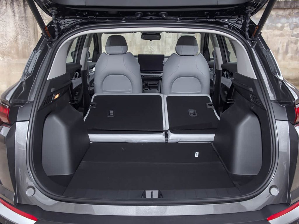 1400x1050_autohomecar__ChxkPmcIl_eAWPlQABP-IQHDOmw462