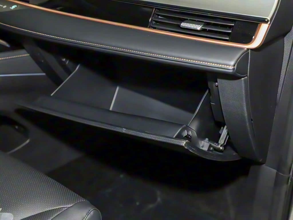 1400x1050_autohomecar__ChxkPmdWjeaAGVWyAEMsBGfuP14878