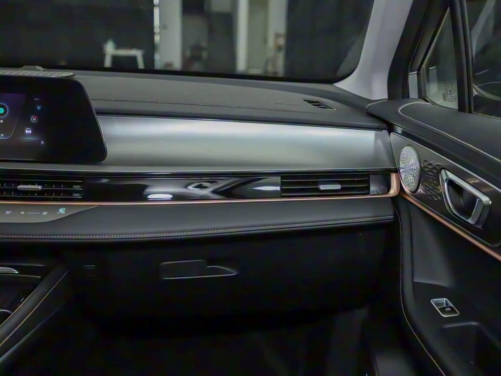 1400x1050_autohomecar__ChxkPmdWjhKAMl5QAEE0cvhvDZQ171