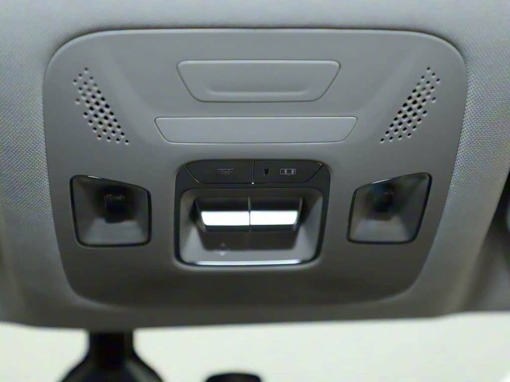 1400x1050_autohomecar__ChxkPmdWjiOAeIkMAD5NUU9n6qg669