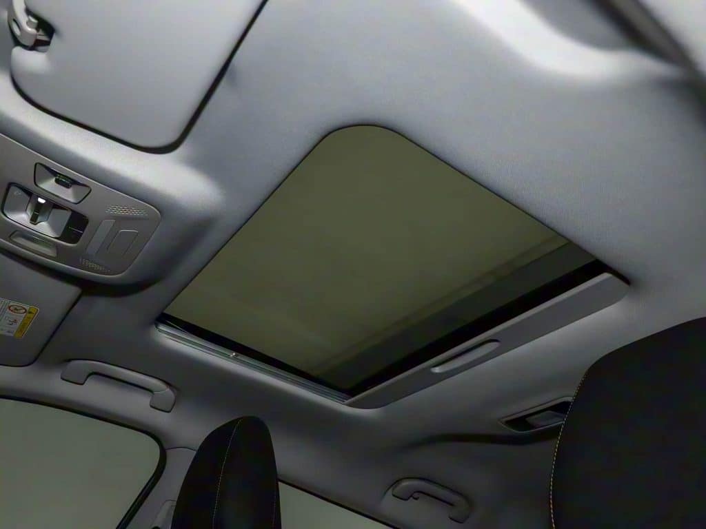 1400x1050_autohomecar__ChxkPmdWjjyAPIW4AEaL6YxSj3Q875