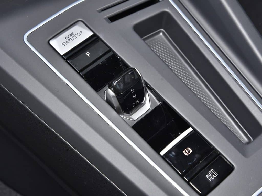 1400x1050_autohomecar__ChxkmmgjM7OAEVSqAEMfwpL2kJQ035