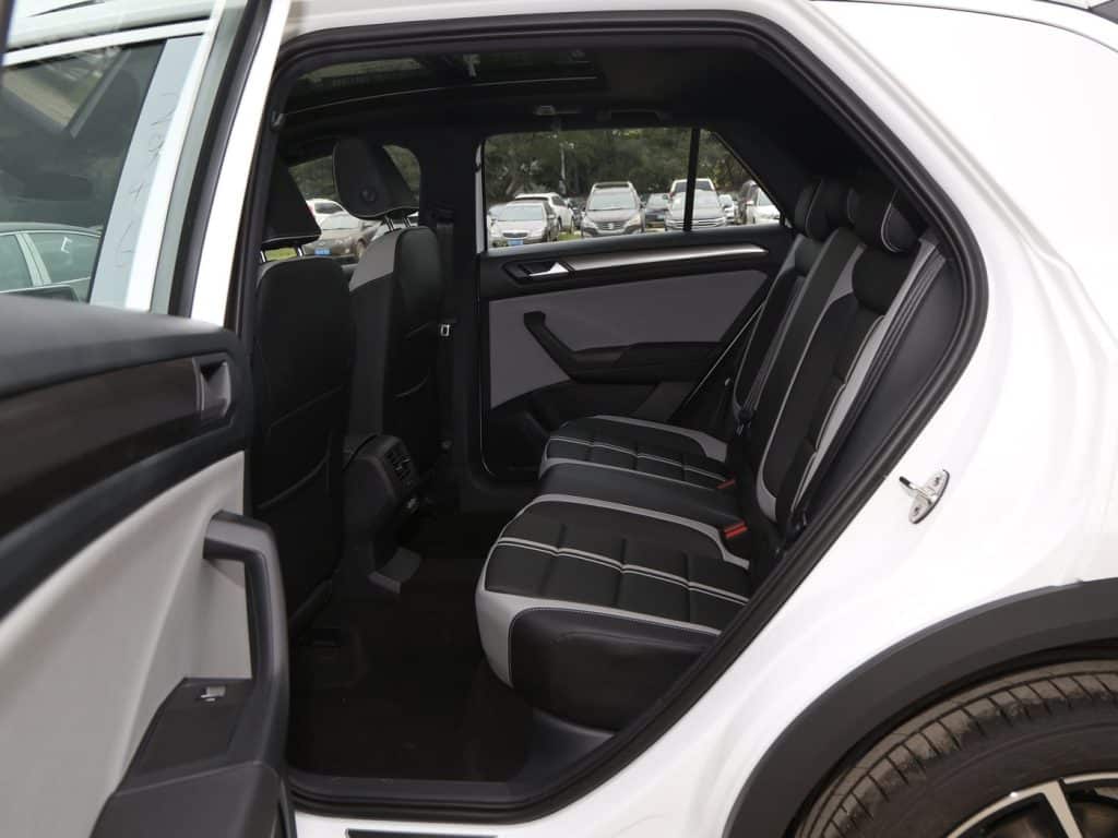 1400x1050_autohomecar__ChxknGf54ICAdBY8ADmma1DdY5g321