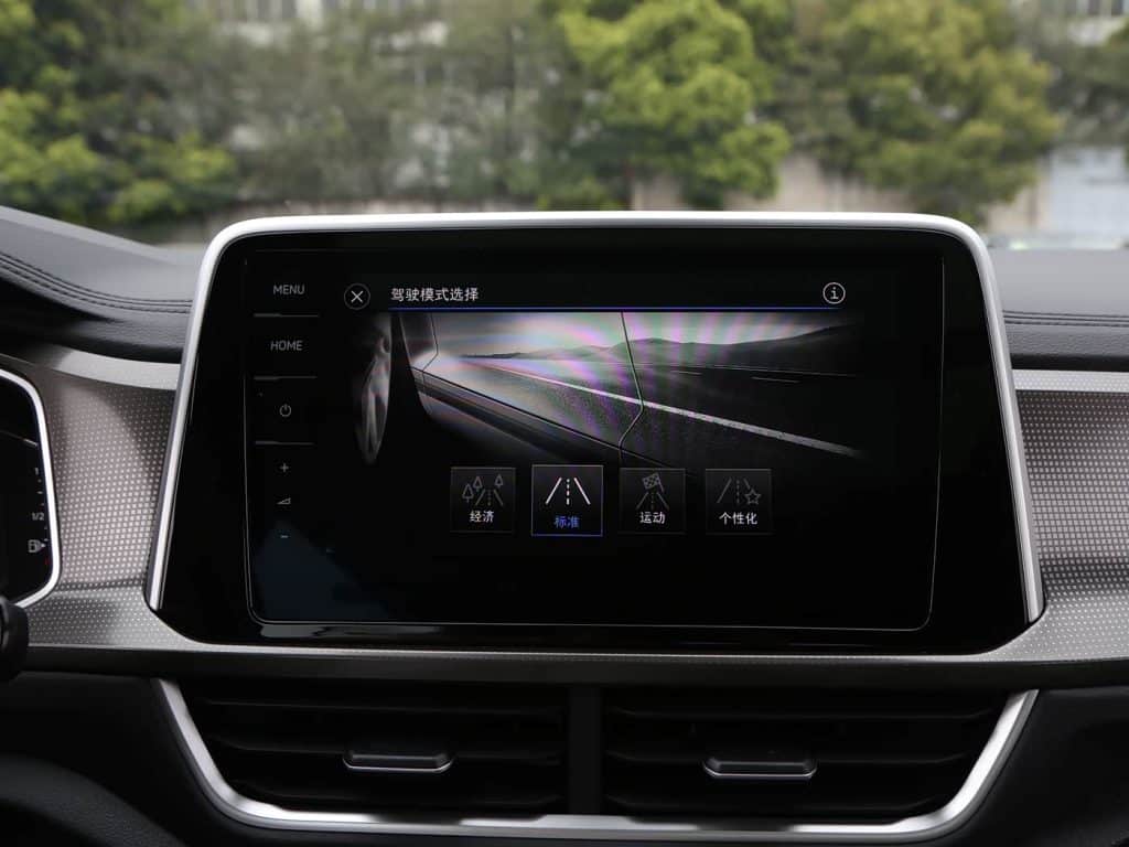 1400x1050_autohomecar__ChxoHWf532aAKP19AEDhOXOuLn4196