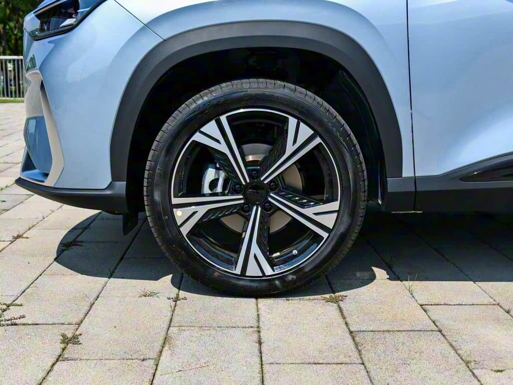 1400x1050_autohomecar__ChxoHWh_wneAbCZlACpJgZ1dW8g125