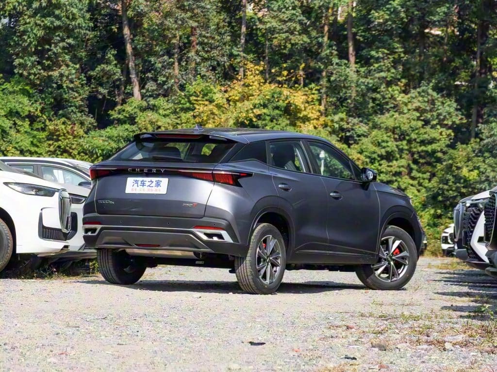 1400x1050_autohomecar__ChxoHmdxgKeAZt0ZAHDym4HlRHc098