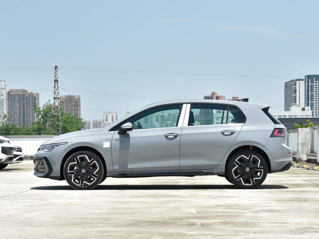 1400x1050_autohomecar__ChxoHmgjMwCAZkdIADkt6BfKLHU686