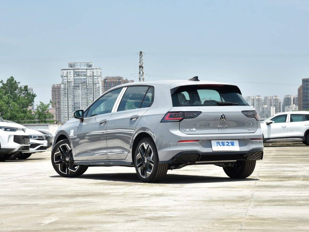 1400x1050_autohomecar__ChxoHmgjMwKAVMQzADuO3puw1qc301