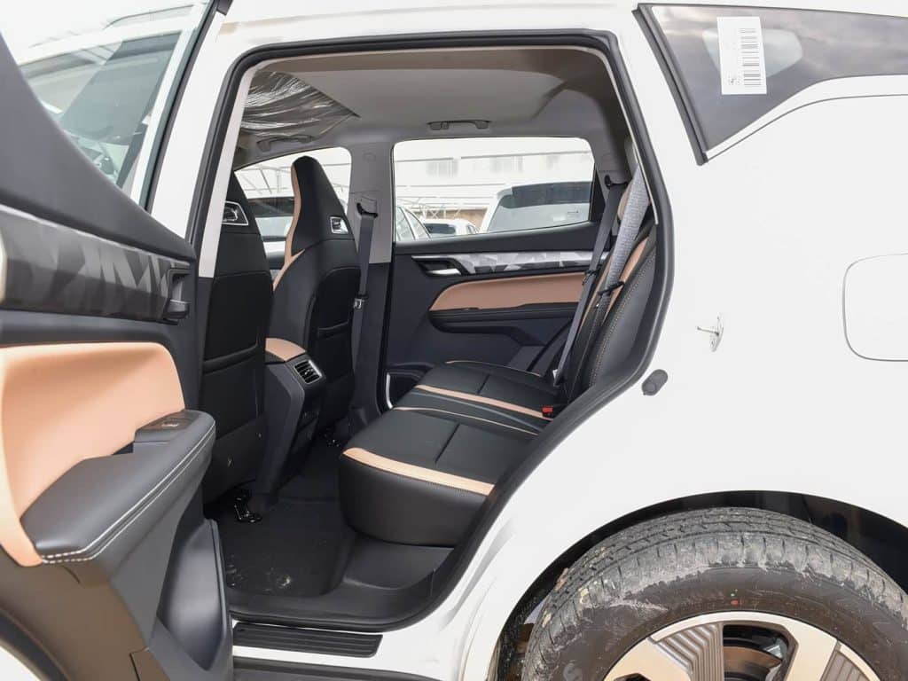 1400x1050_autohomecar__ChxoHmgspxGASyD_ABRB3ivRSl4545