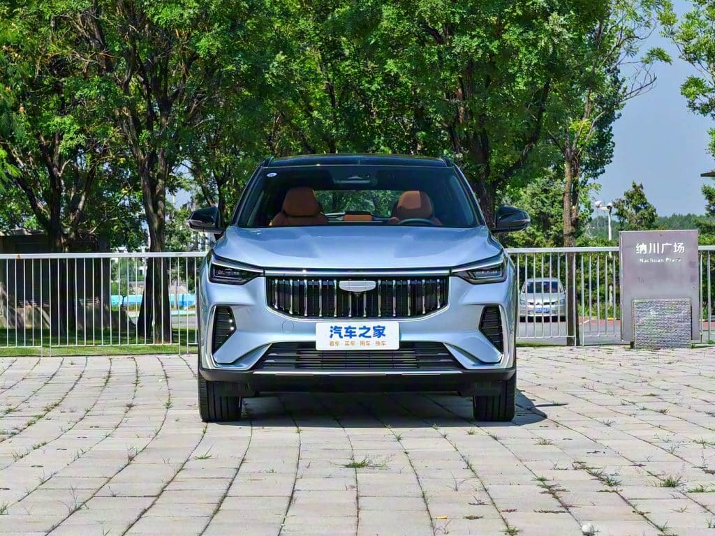 1400x1050_autohomecar__ChxoHmh_wlSAO5owAG14eeXsr1c689