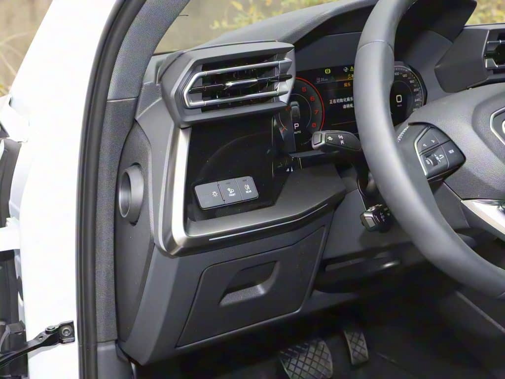 1400x1050_autohomecar__ChxpV2k6ONqAeYPrADle3Ezss8o091