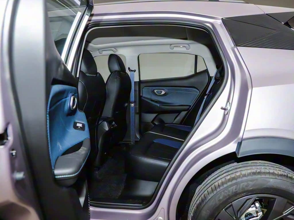 1400x1050_autohomecar__ChxpVWj1396APJCRABxJEhwQe5c687