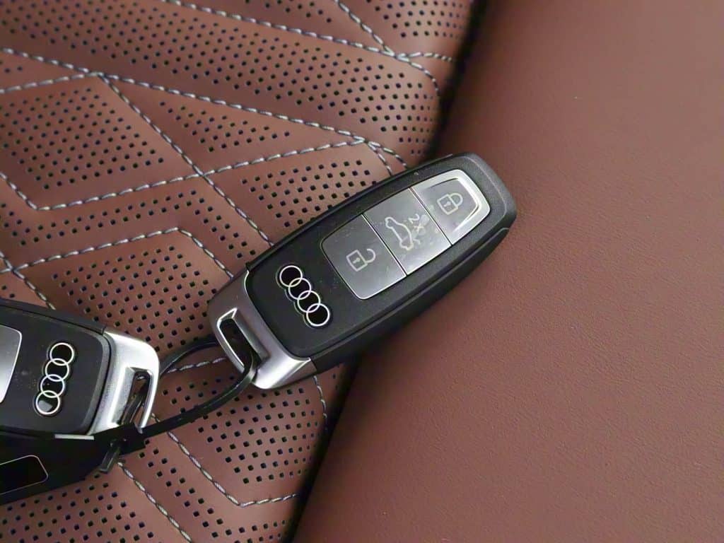 1400x1050_autohomecar__ChxpVWjAWrKAeAw9ACibiSF-ybQ383