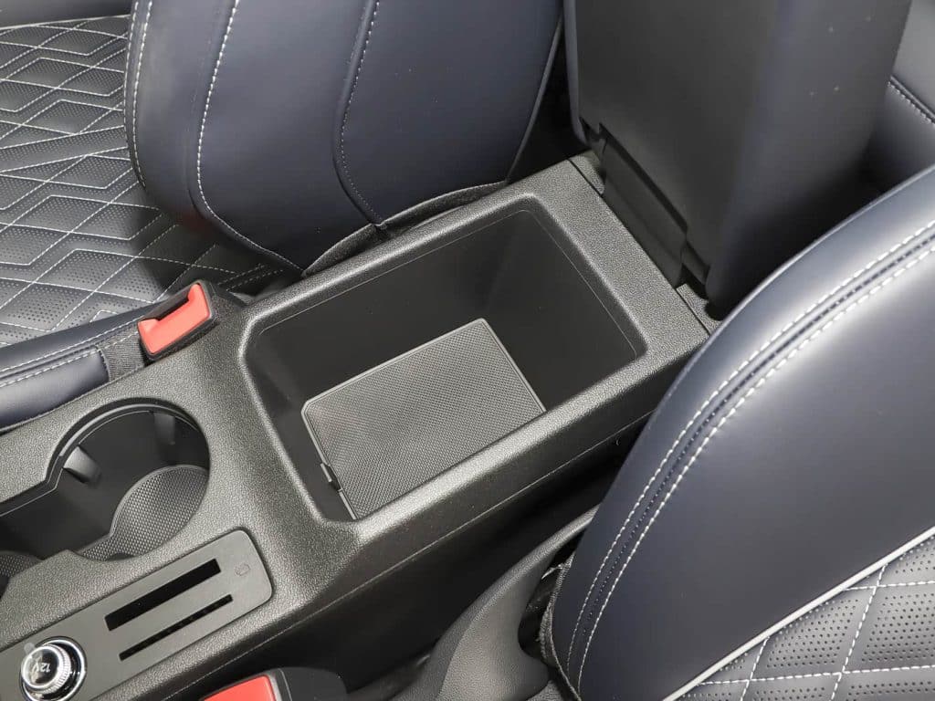 1400x1050_autohomecar__ChxpVWk6OPmAPjgDADAUiVResIM960