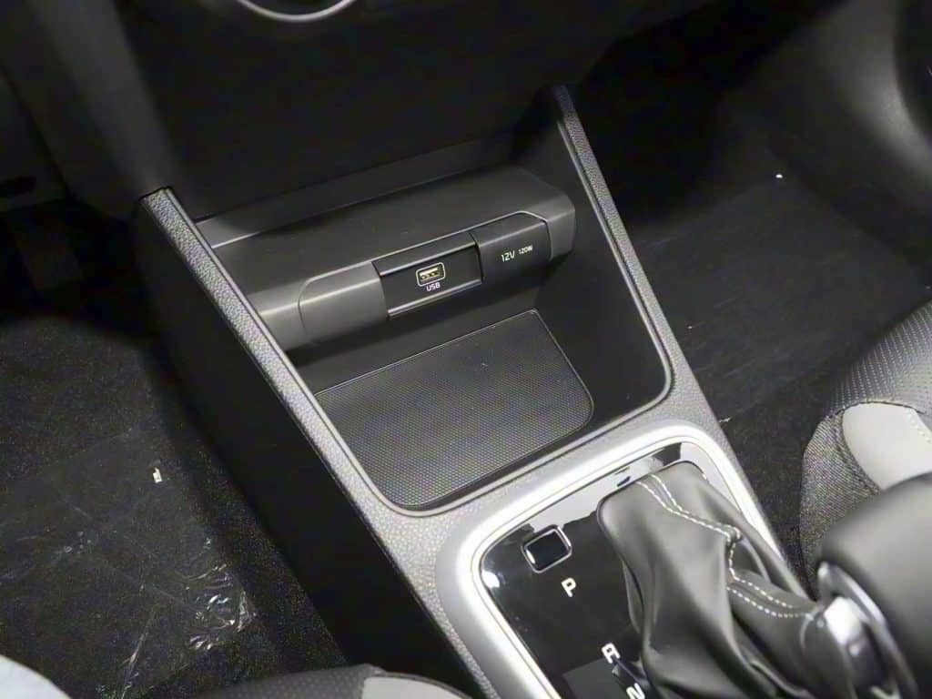 1400x1050_autohomecar__ChxpVWkIjGqAWM7IAC0_5VmaHcc416