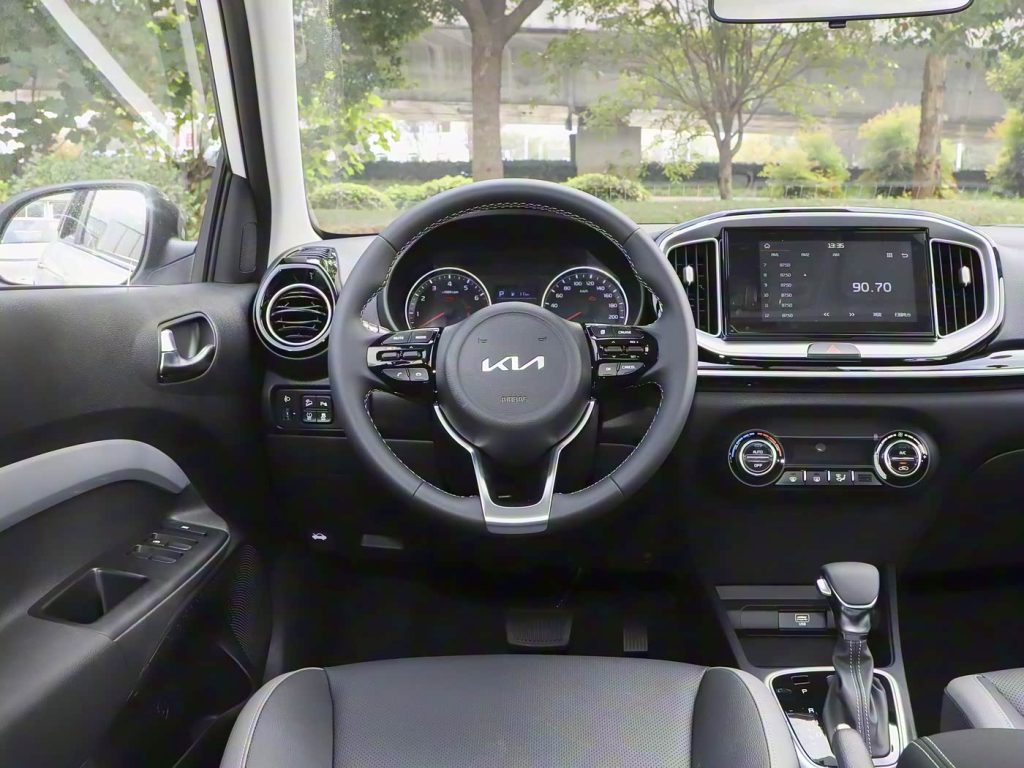 1400x1050_autohomecar__ChxpVWkIjH-AKgpPAEQIhMvpHoo438