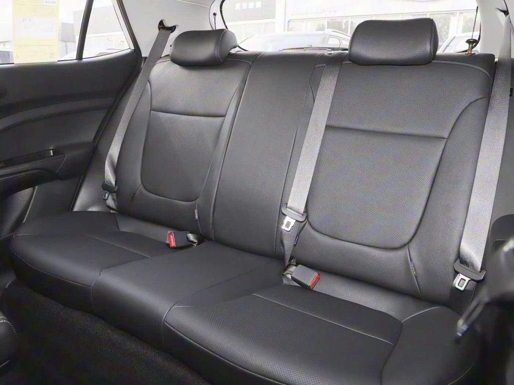 1400x1050_autohomecar__ChxpVWkIjJ6AR2MLAEDZO1UncIg485