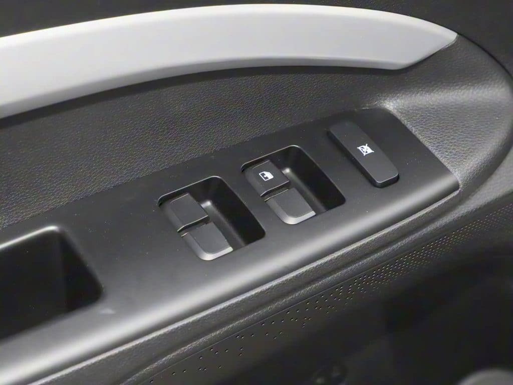 1400x1050_autohomecar__ChxpVWkIjKqARQR_AEqJoNCqJD4464