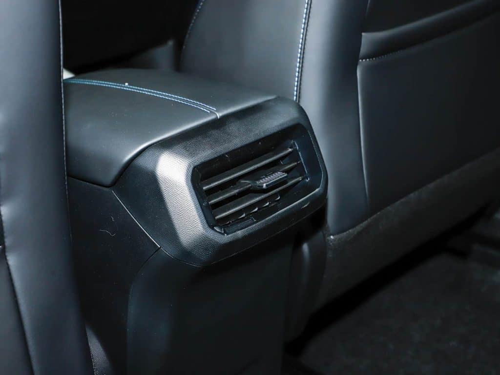 1400x1050_autohomecar__ChxpVmj13-CAJL2nACR1y7WEabw440